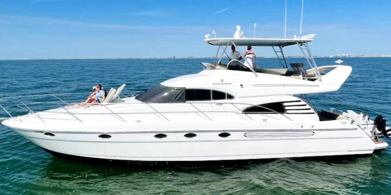 Fairline Squadron 55