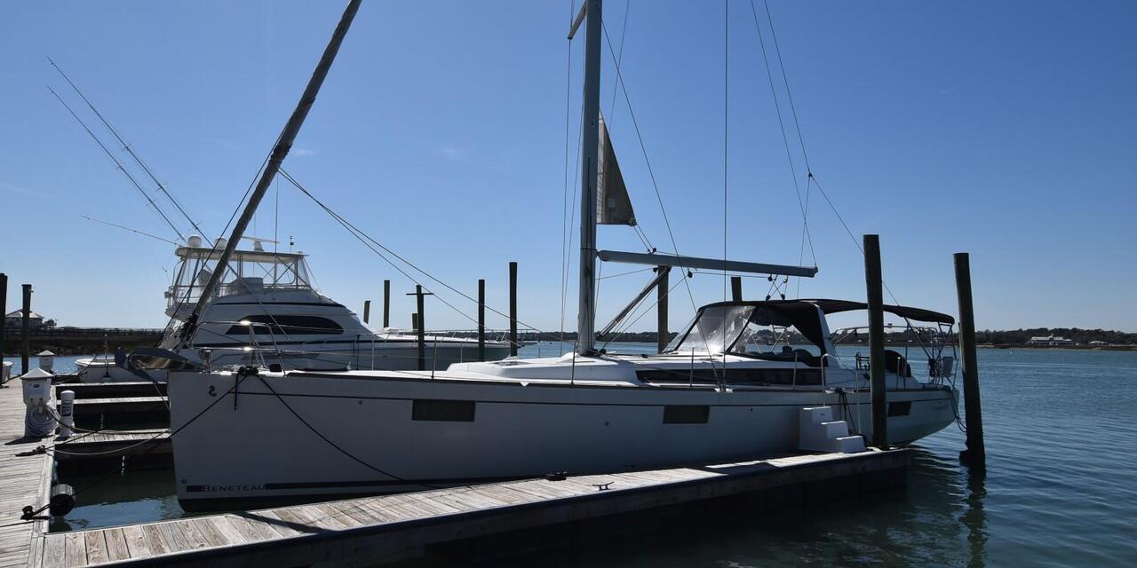 Beneteau Oceanis 48