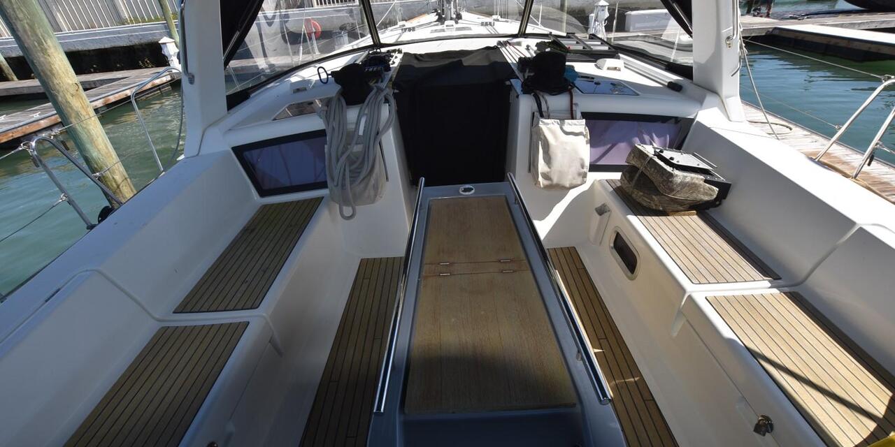 Beneteau Oceanis 48