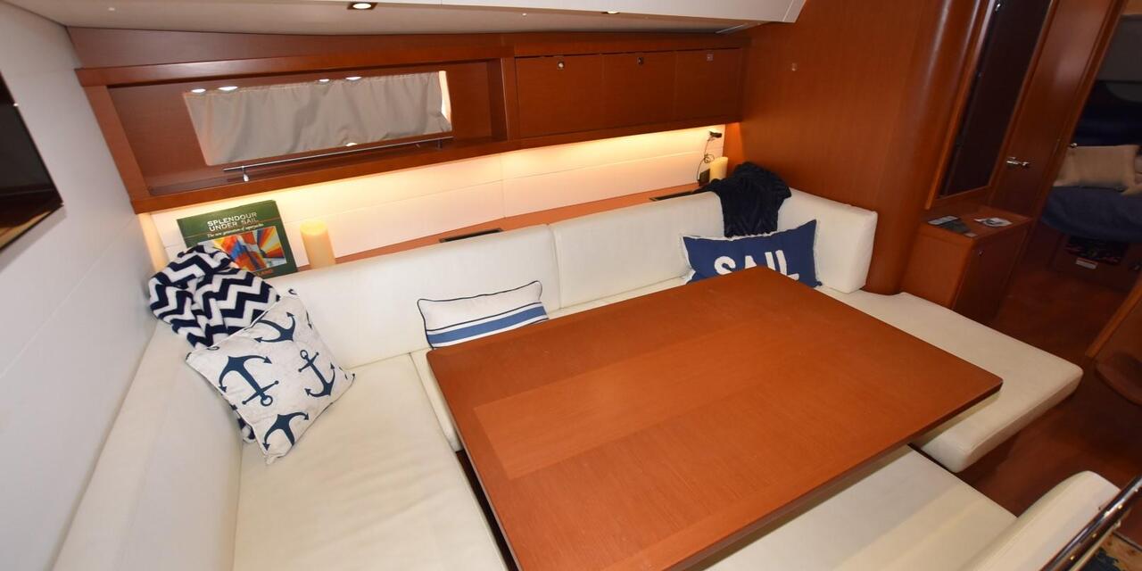 Beneteau Oceanis 48