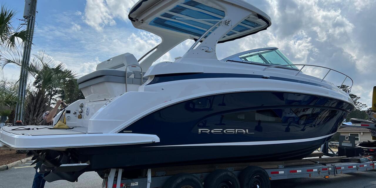 Regal 33 Express