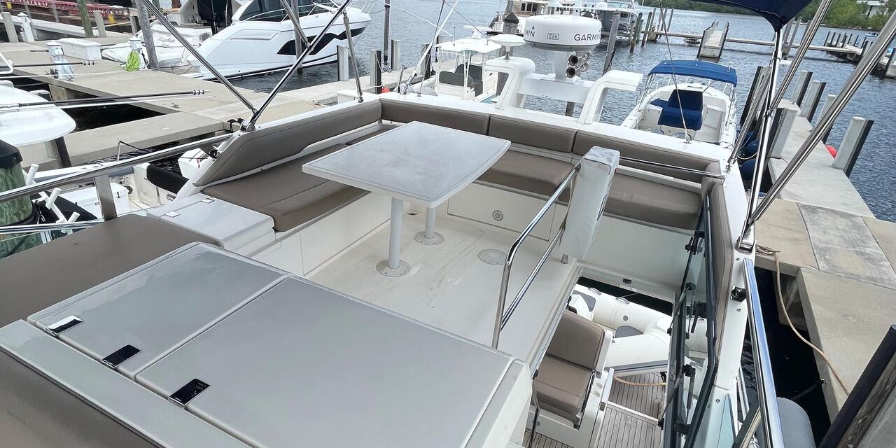 Fairline Squadron 42