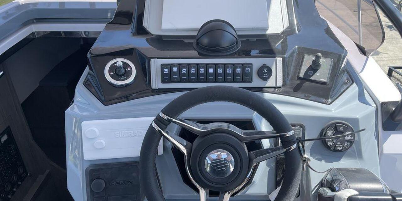 Ranieri Next 370 SH