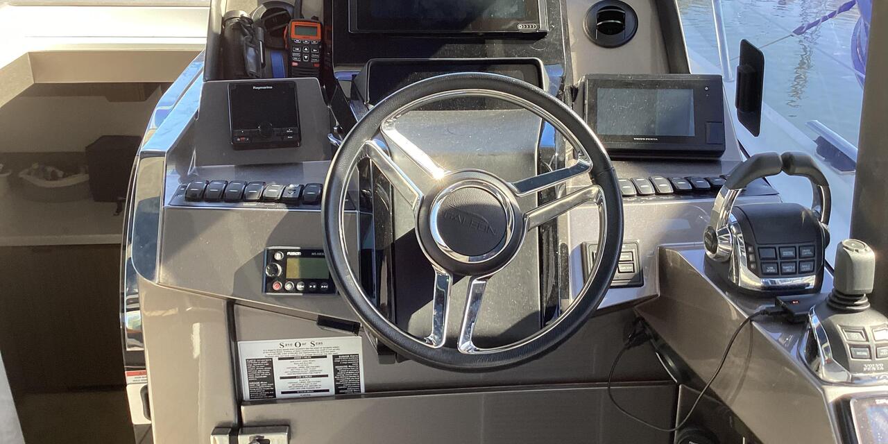 Galeon 48 HTS