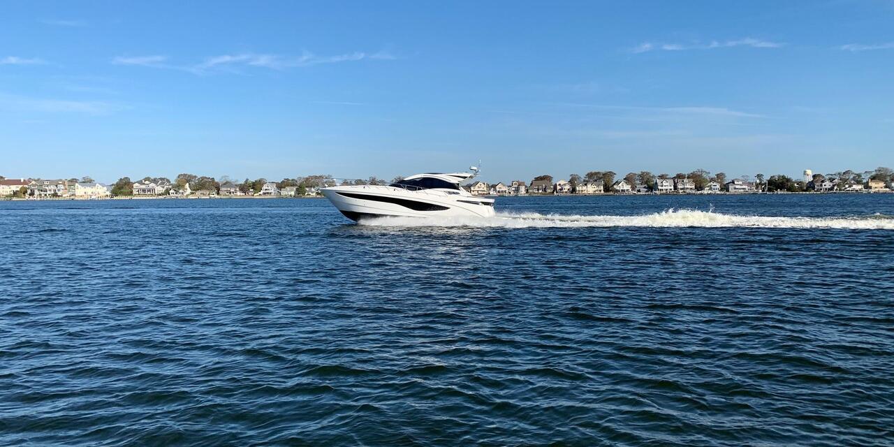 Galeon 485 HTS