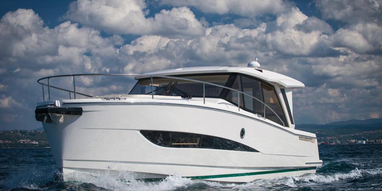 Greenline 39 Hybrid