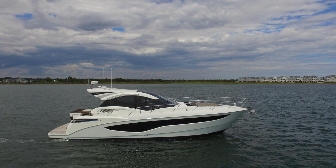 Galeon 485 HTS