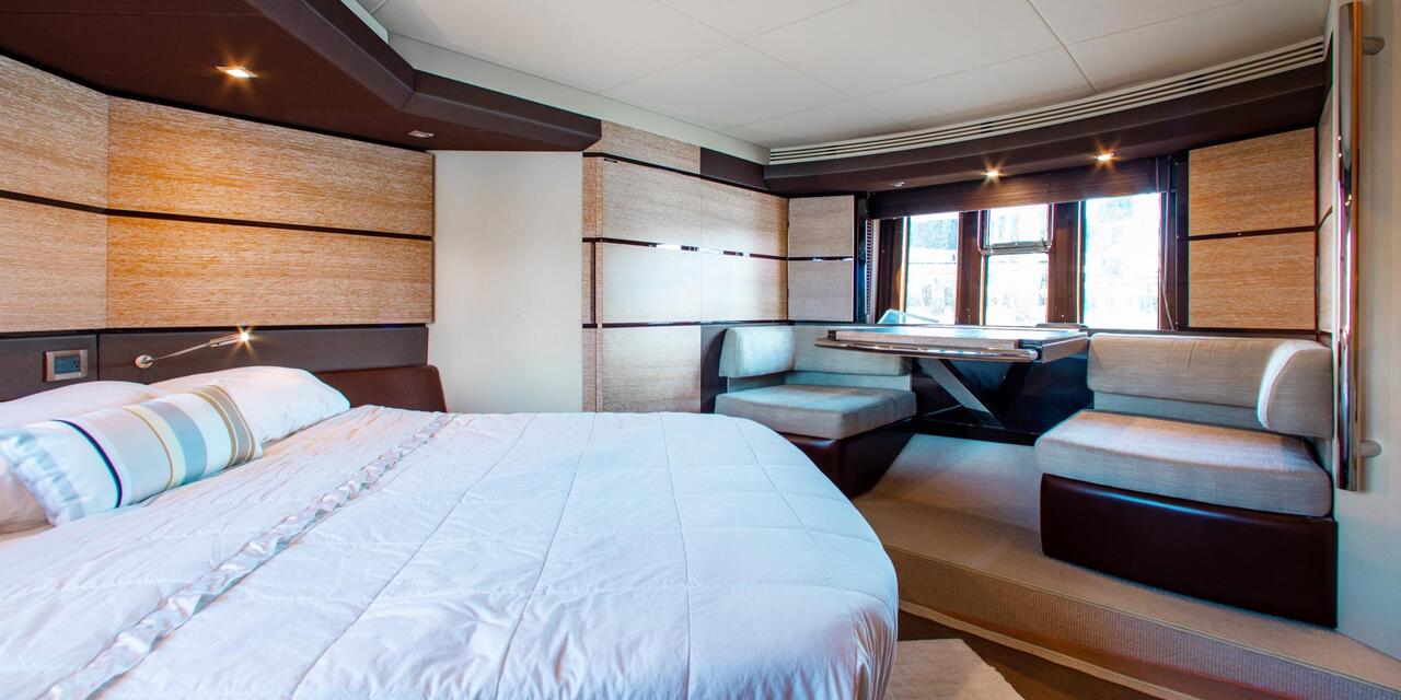 Azimut 53 Fly