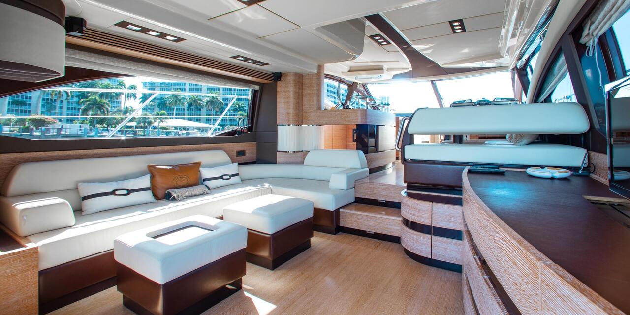 Azimut 53 Fly