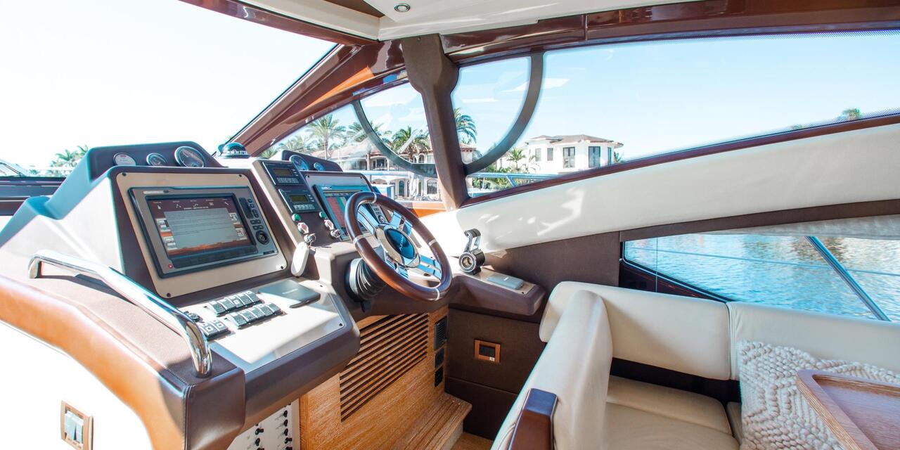 Azimut 53 Fly