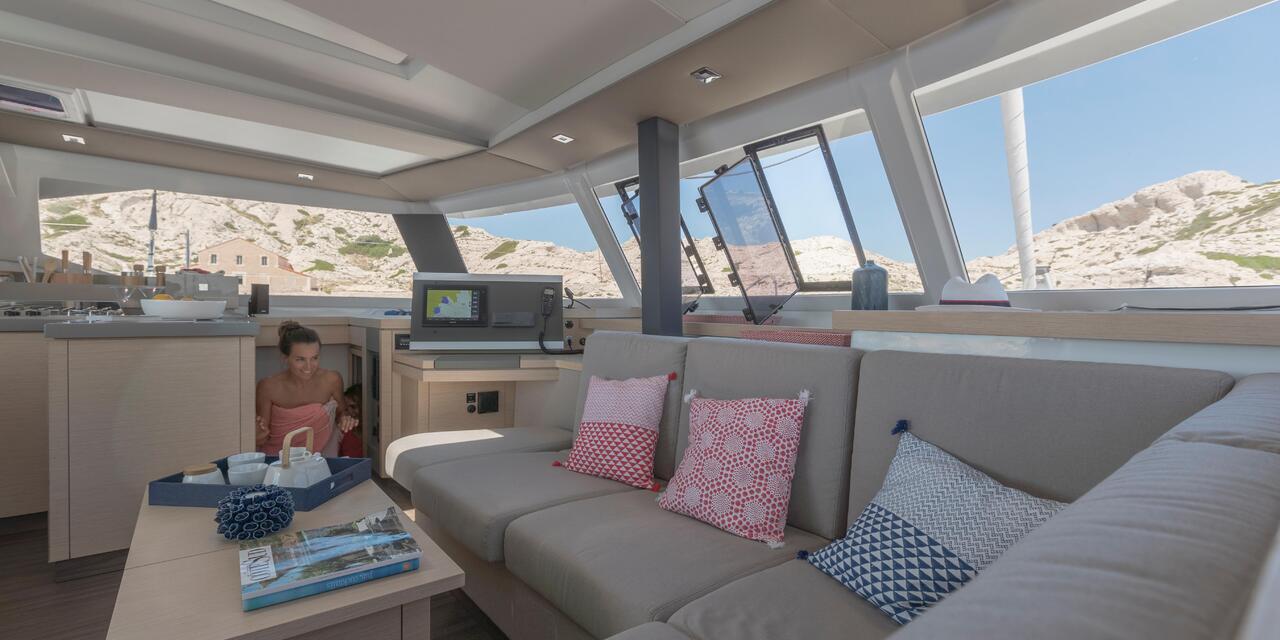 Fountaine Pajot Astrea 42