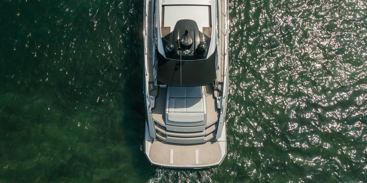 Azimut 58