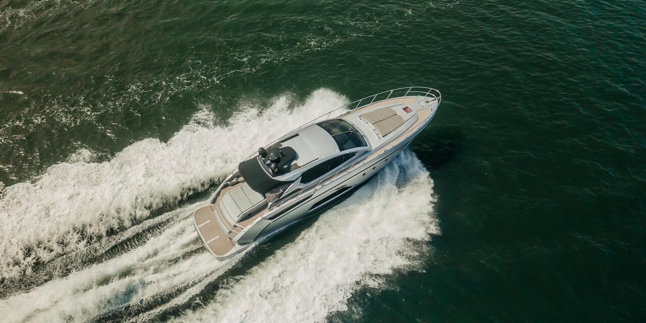 Azimut 58