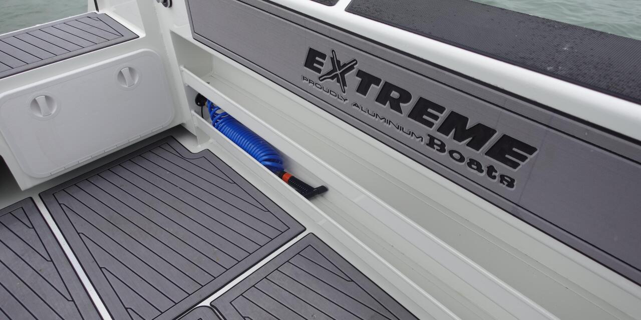 Extreme Boats 915 Gameking 30'