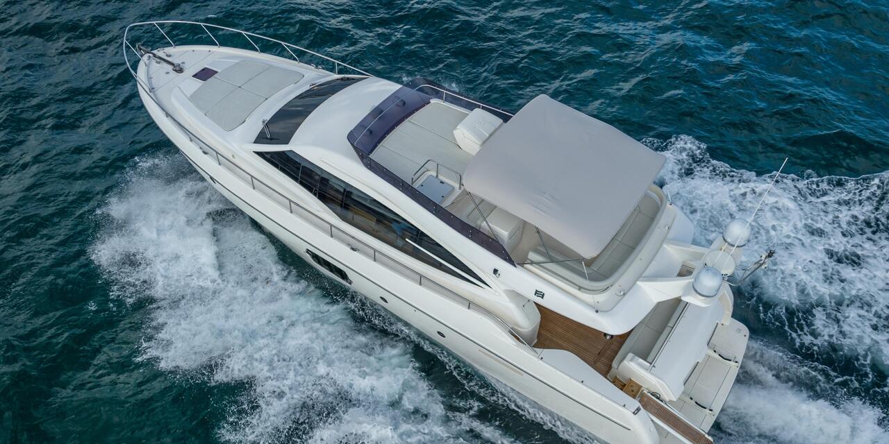 Ferretti Yachts 620