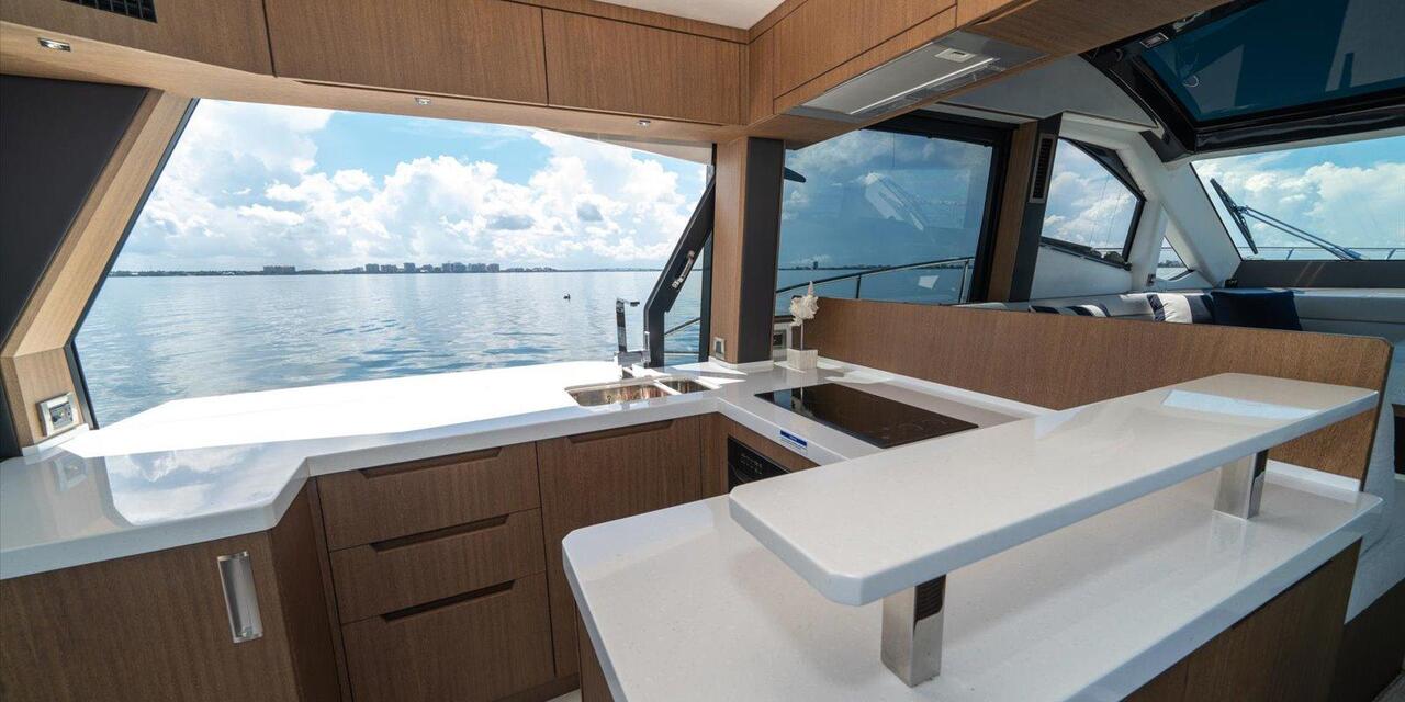 Galeon 510 SKY