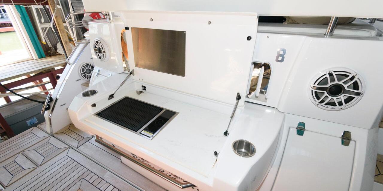 Cruisers Yachts 50 Cantius