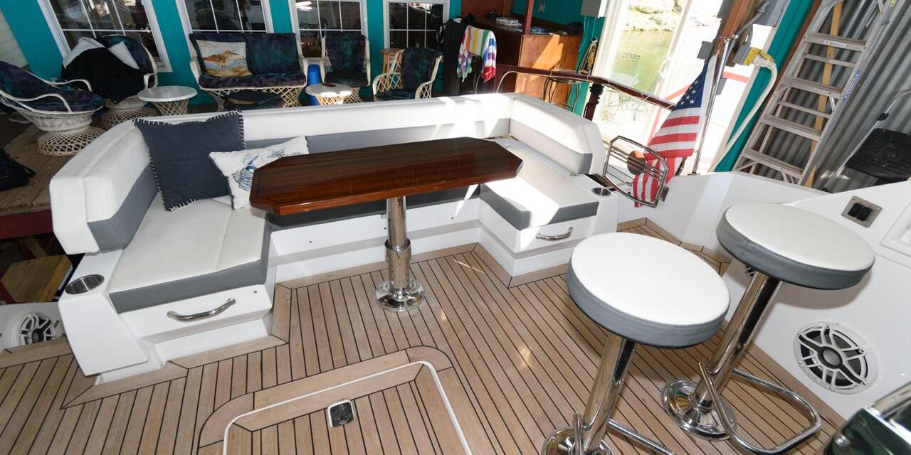 Cruisers Yachts 50 Cantius