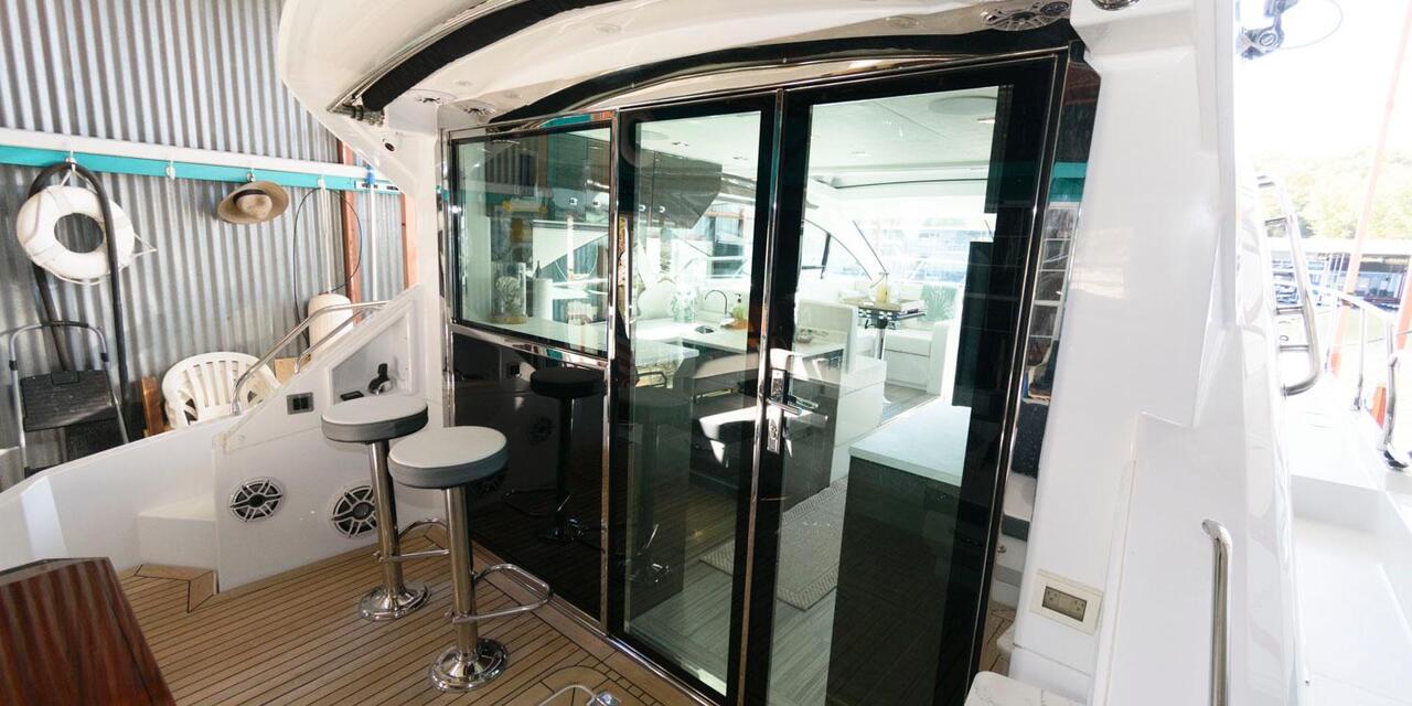 Cruisers Yachts 50 Cantius