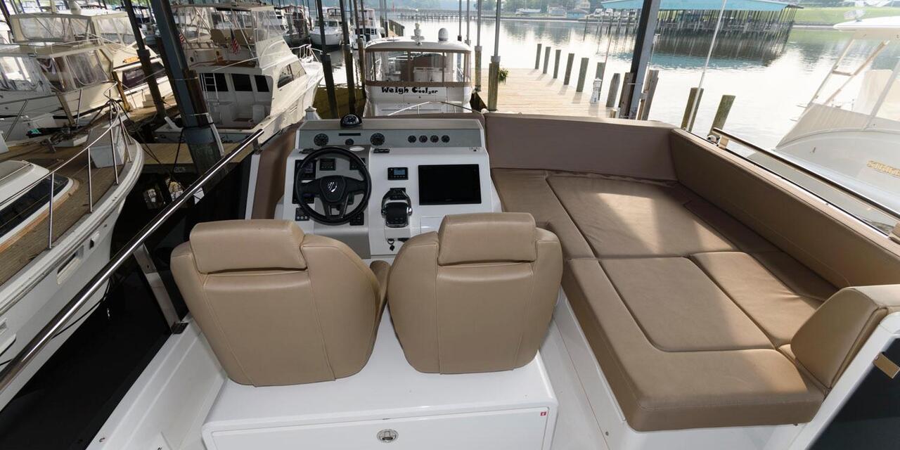 Fairline Squadron 53