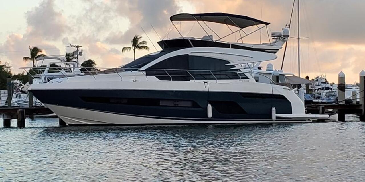 Fairline Squadron 53