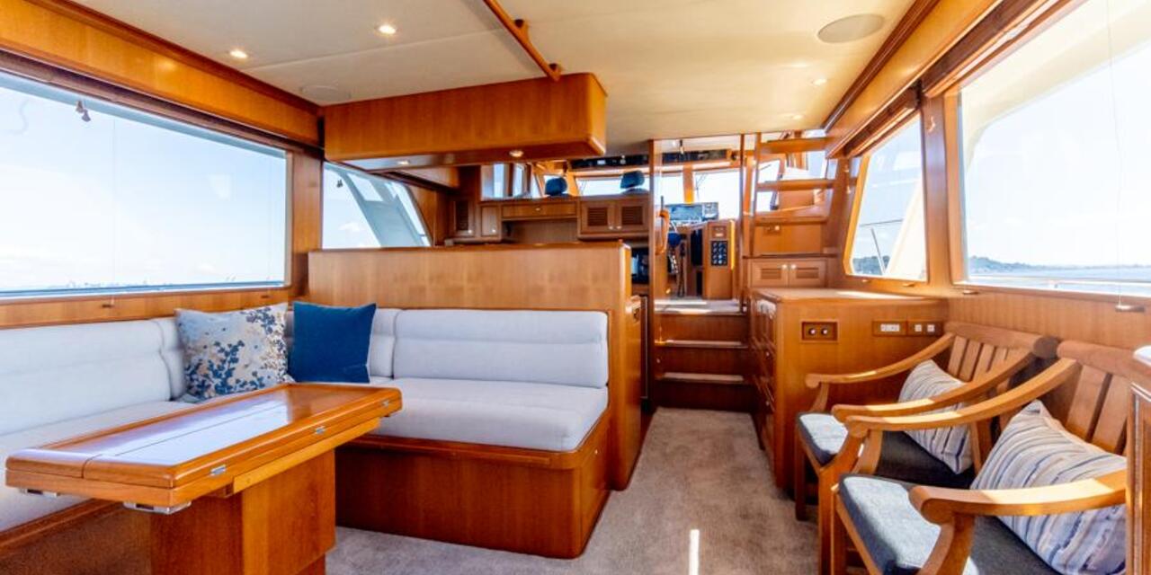 Offshore Yachts Pilothouse