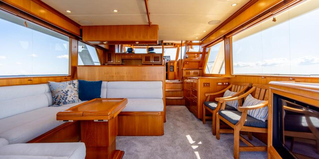 Offshore Yachts Pilothouse