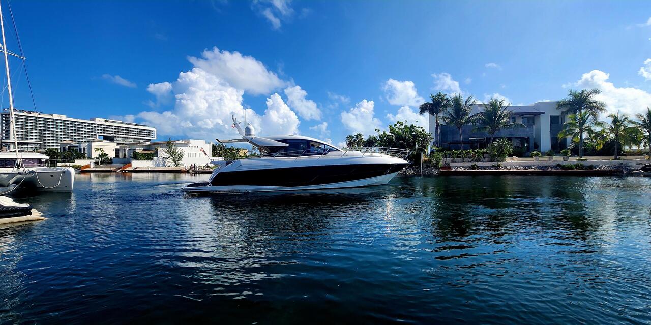 Sunseeker Predator 57