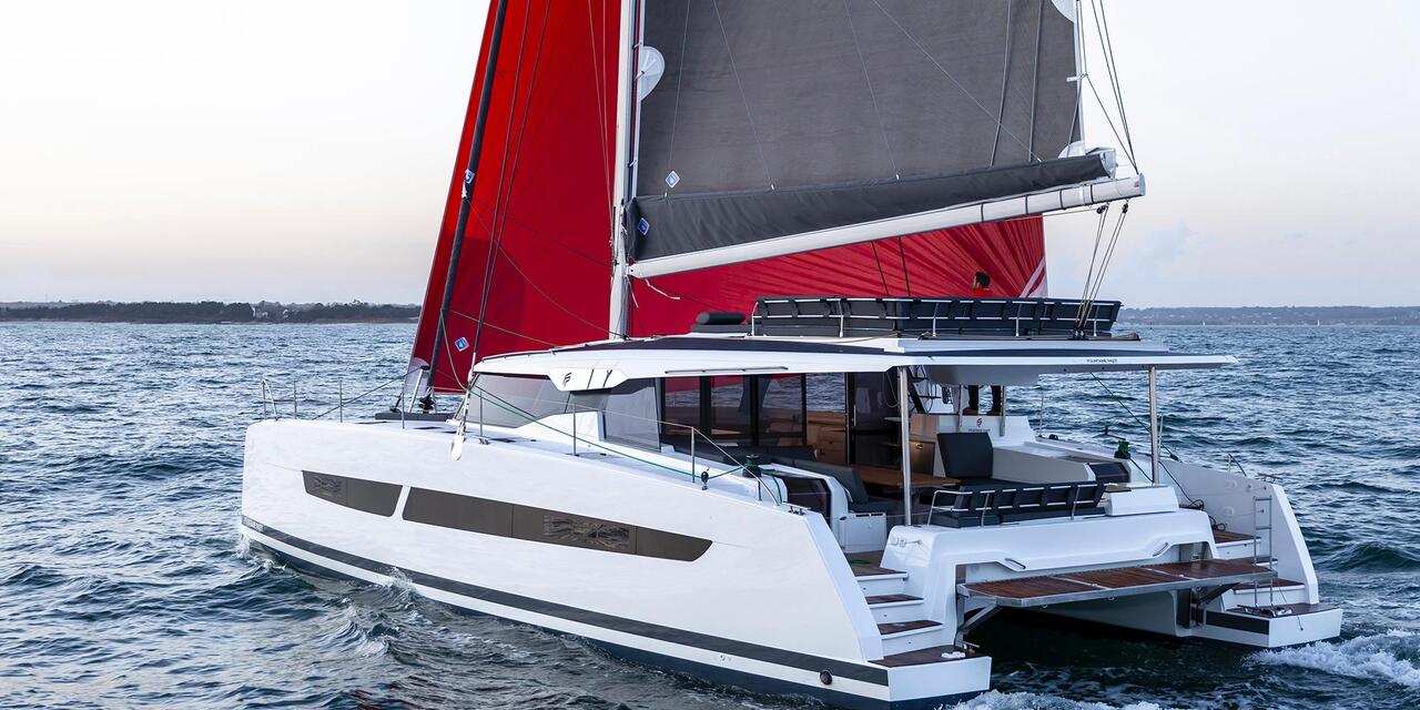 Fountaine Pajot Aura 51