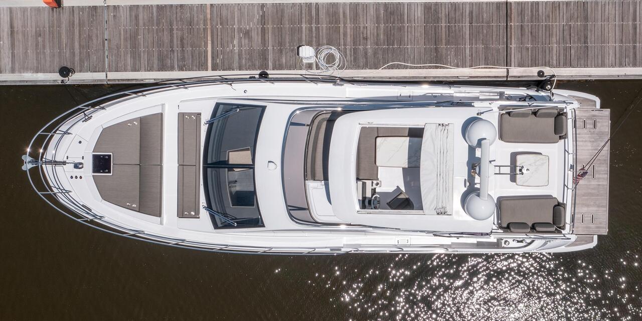 Azimut Flybridge Motoryacht