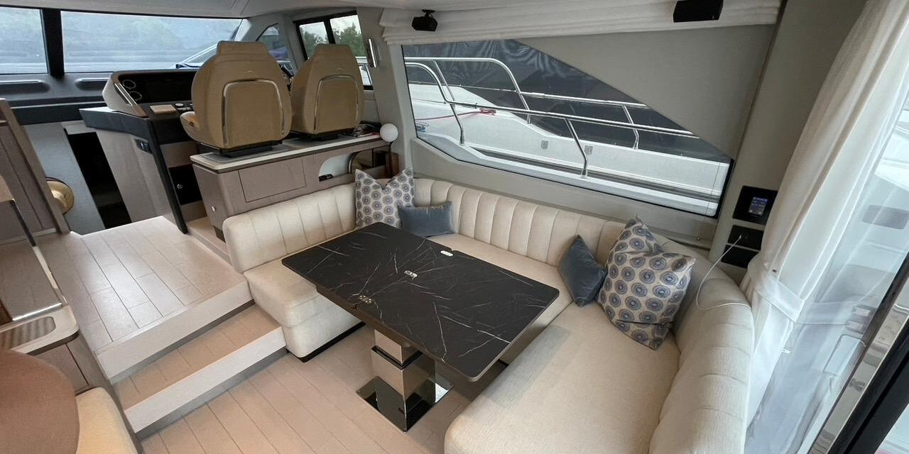 Azimut 50 Flybridge