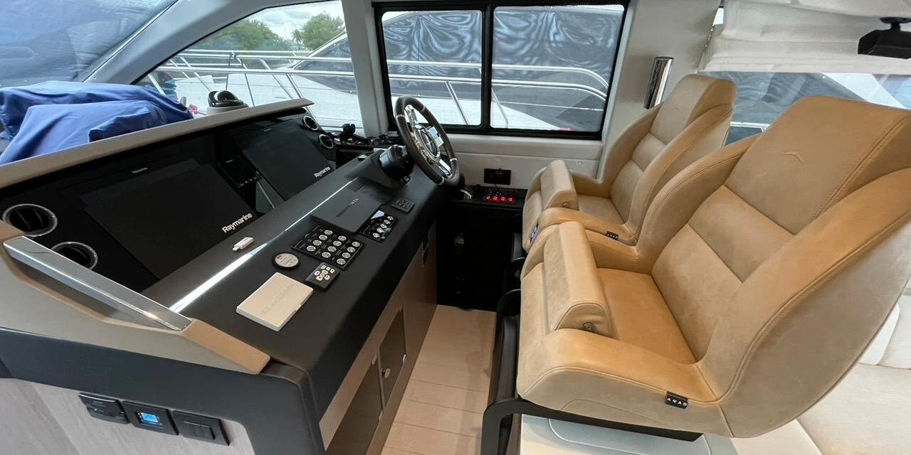 Azimut 50 Flybridge