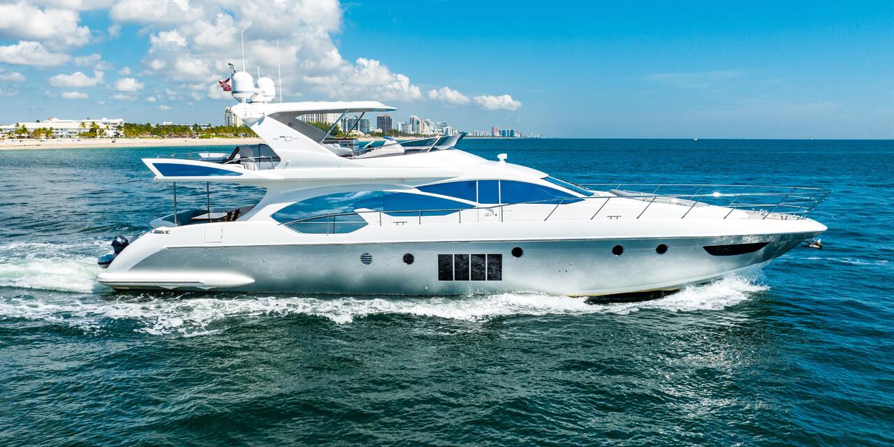 Azimut 70FLY