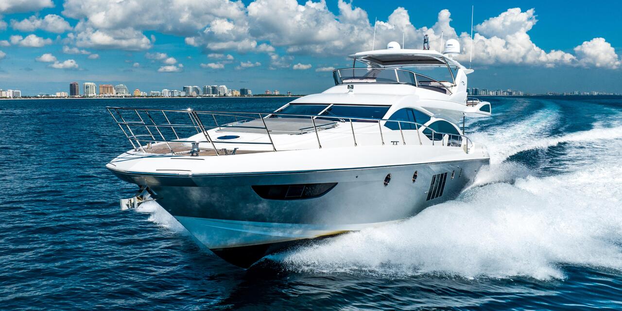 Azimut 70FLY