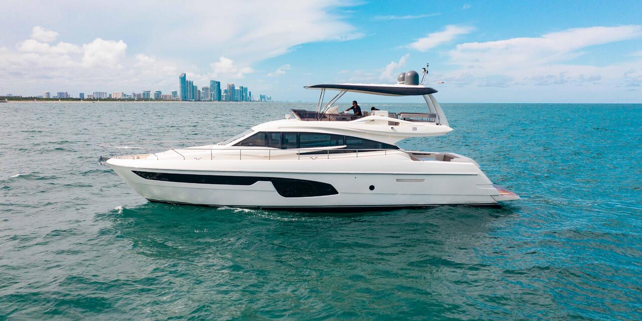 Ferretti Yachts 650