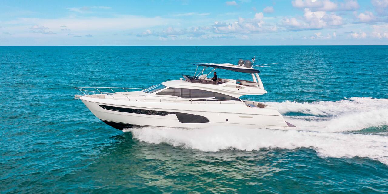 Ferretti Yachts 650