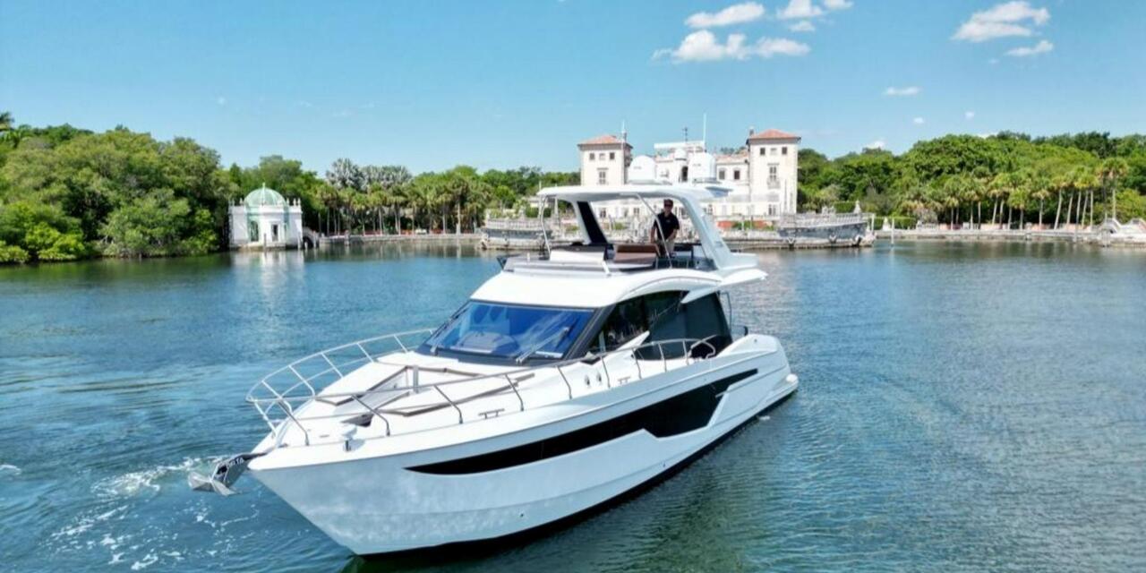 Galeon 500 Fly