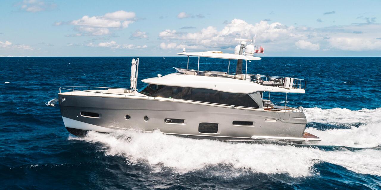 Azimut Magellano 66