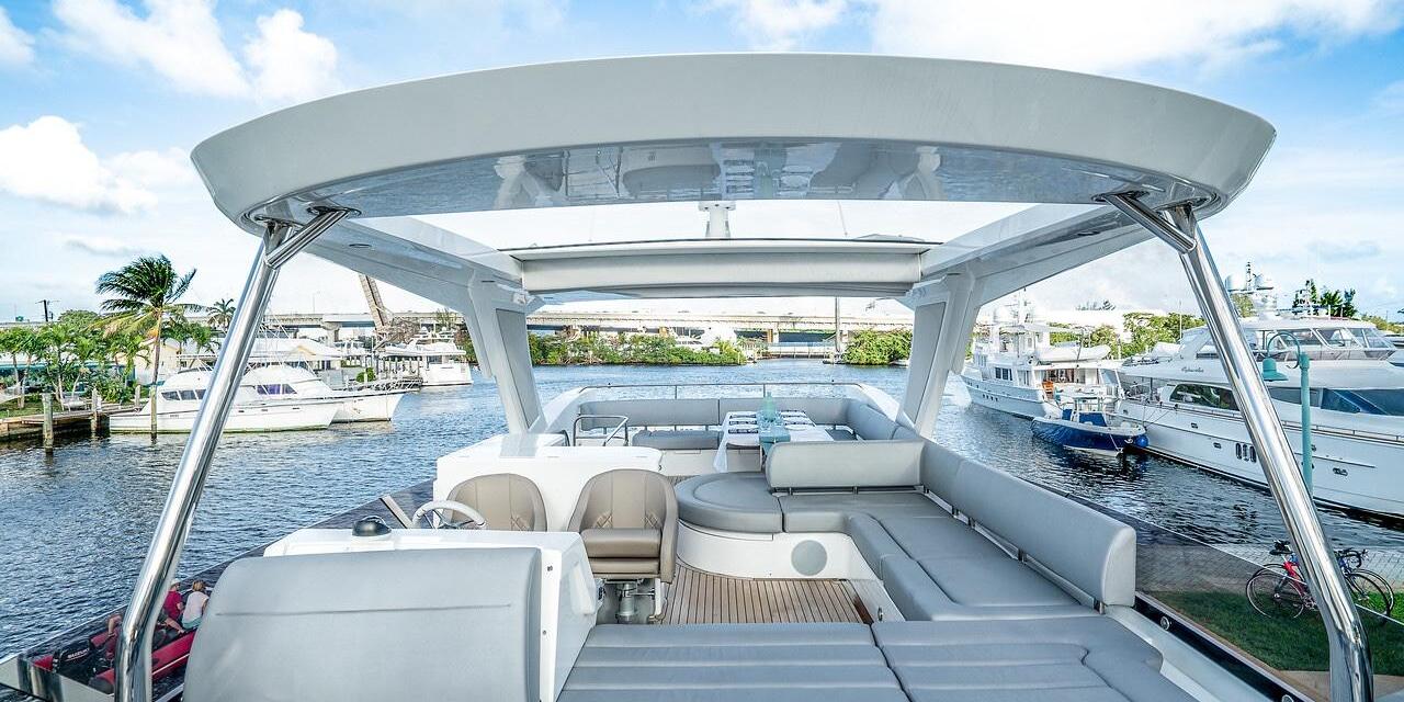 Sunseeker Manhattan 66