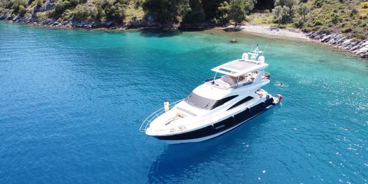 Fairline Squadron 65