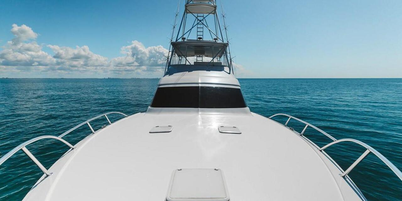 Hatteras Convertible