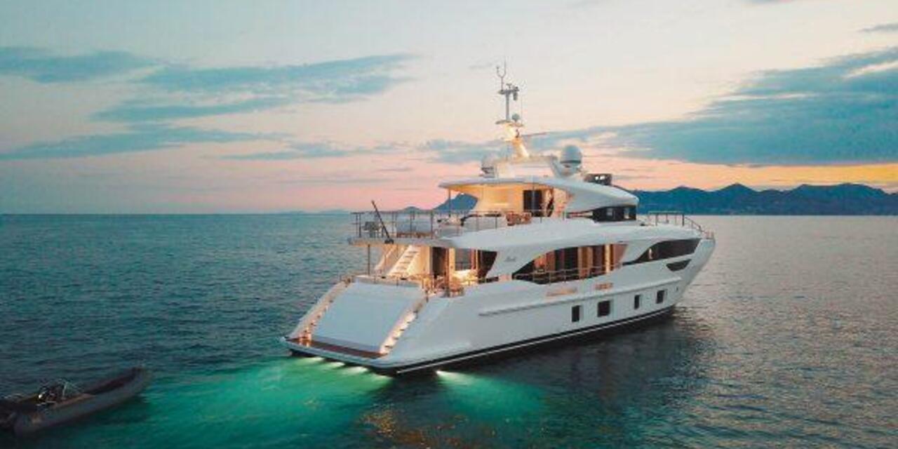 Benetti Delfino 95