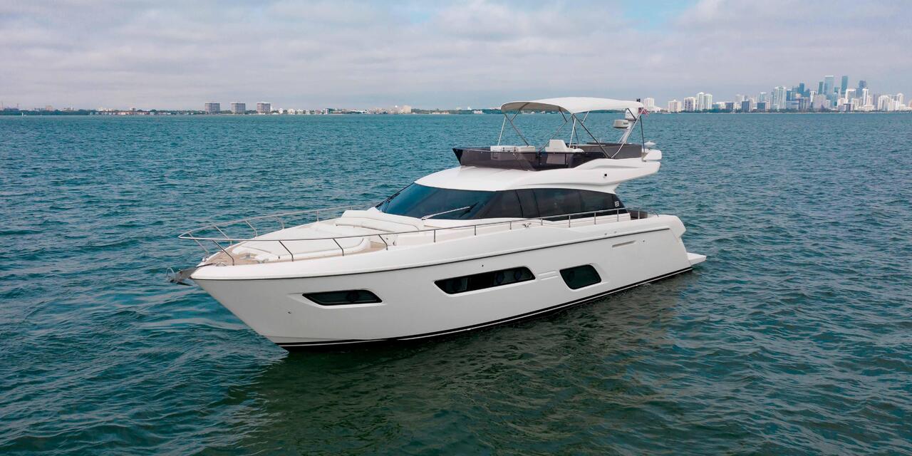 Ferretti Yachts 550