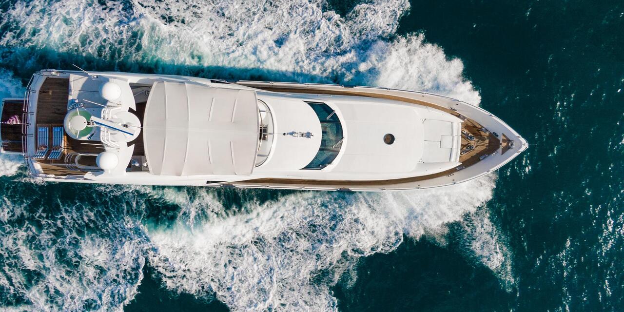 Sunseeker 105 Yacht