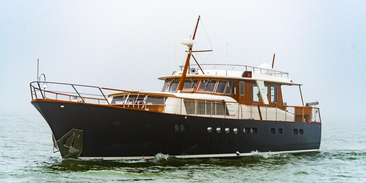 Feadship Riva Caravelle