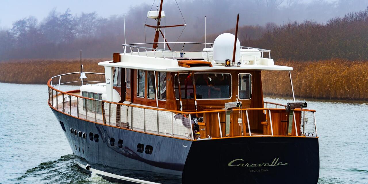 Feadship Riva Caravelle