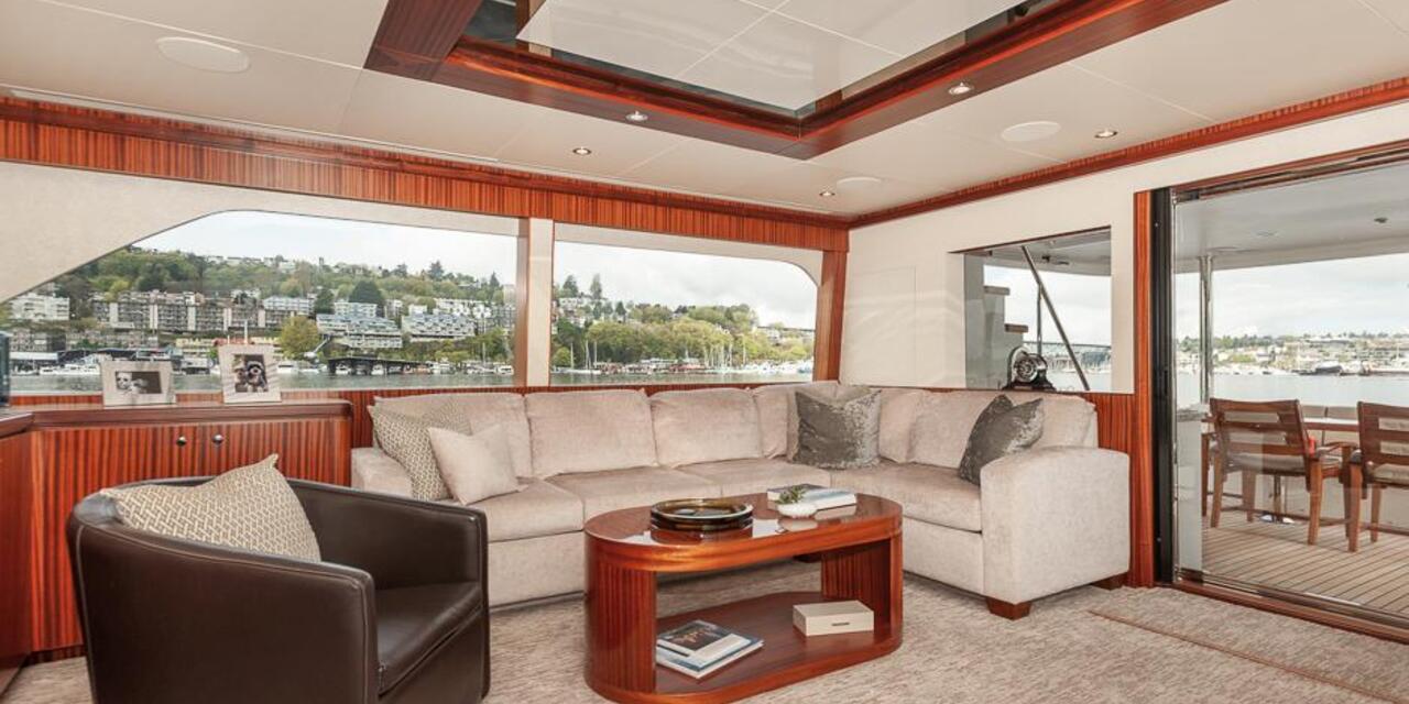 Ocean Alexander Pilothouse