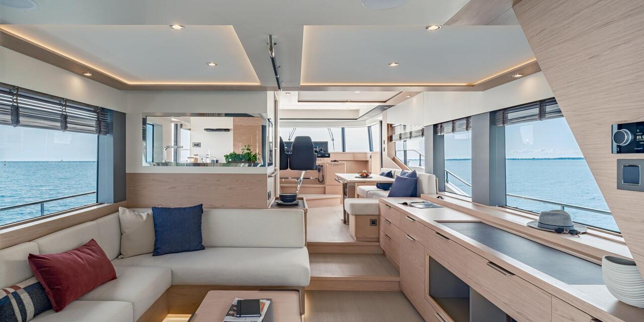 Beneteau Grand Trawler 62