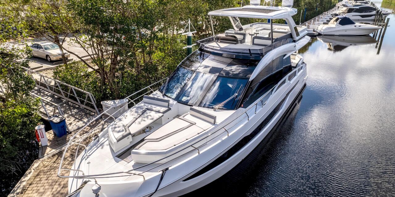 Galeon 640 Fly