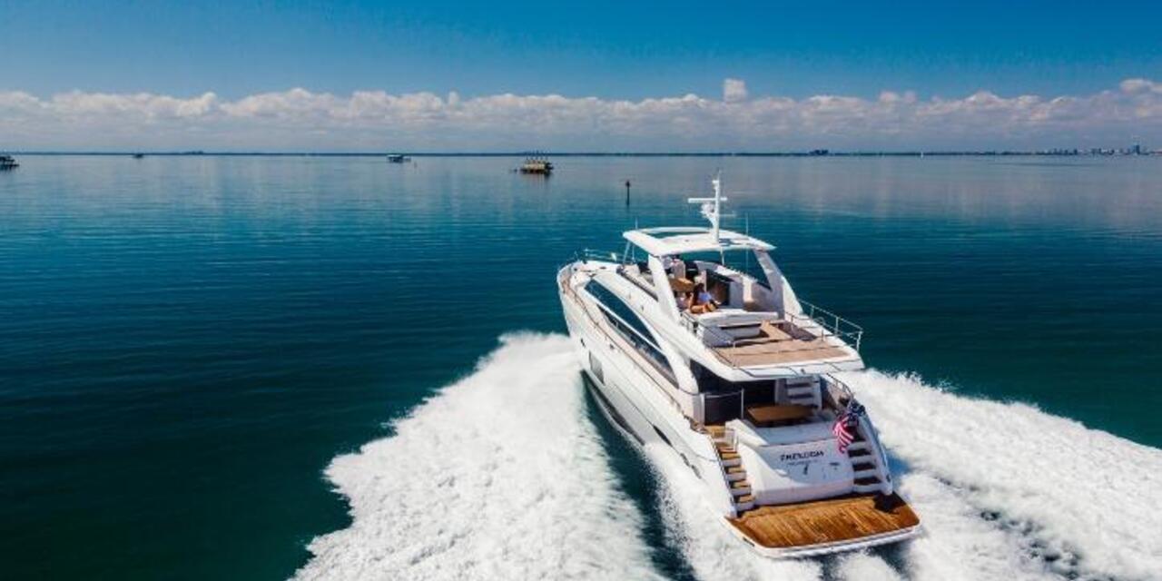 Princess Flybridge 82 Motor Yacht